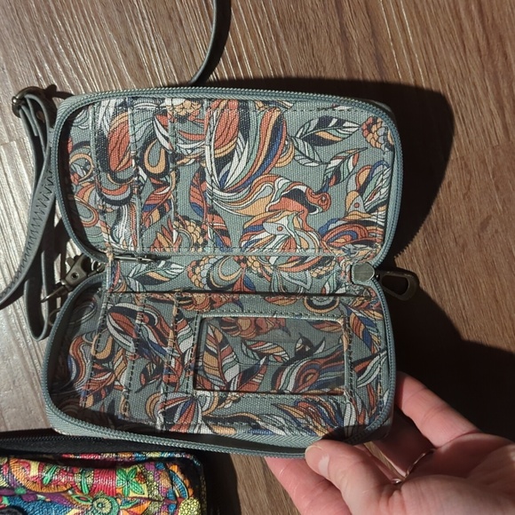 Purses - Picture 4 of 13